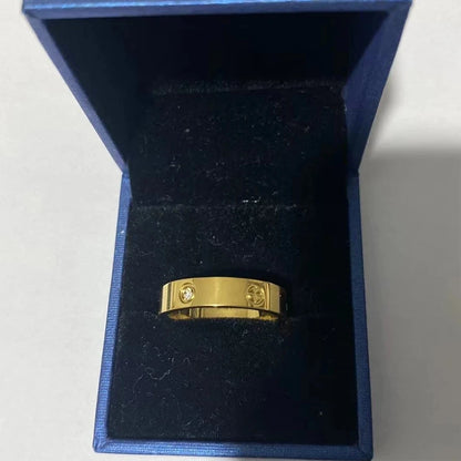 Anillo para mujer elegante