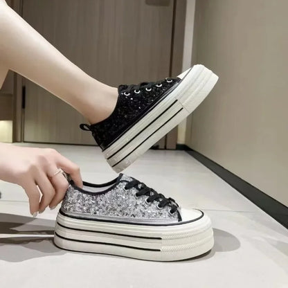 Women's platform sneakers 