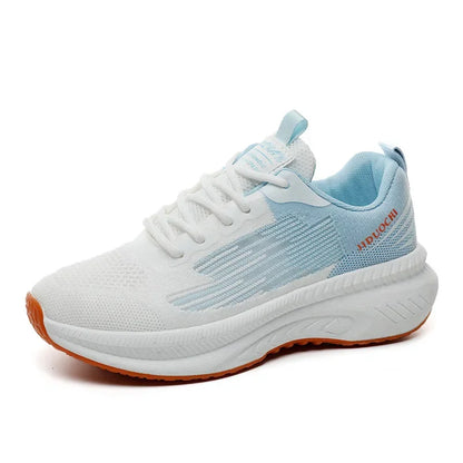 Women's sports shoes