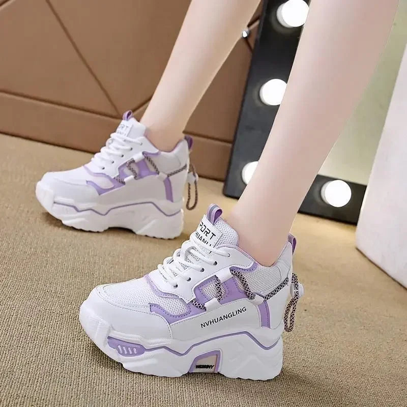 Women's platform shoes 