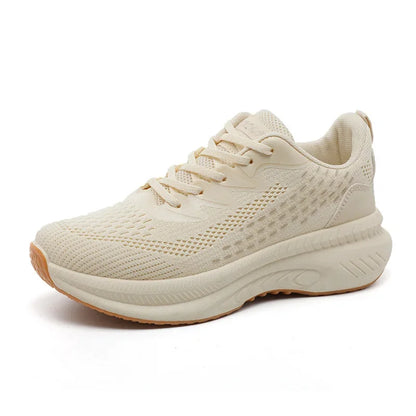 Women's sports shoes