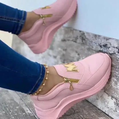 Women's casual sneakers