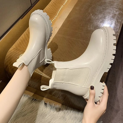 Mid Heel Chelsea Boots