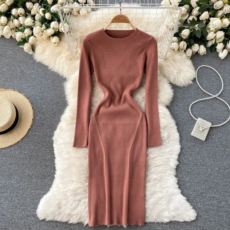 Vestido elegante midi con manga larga