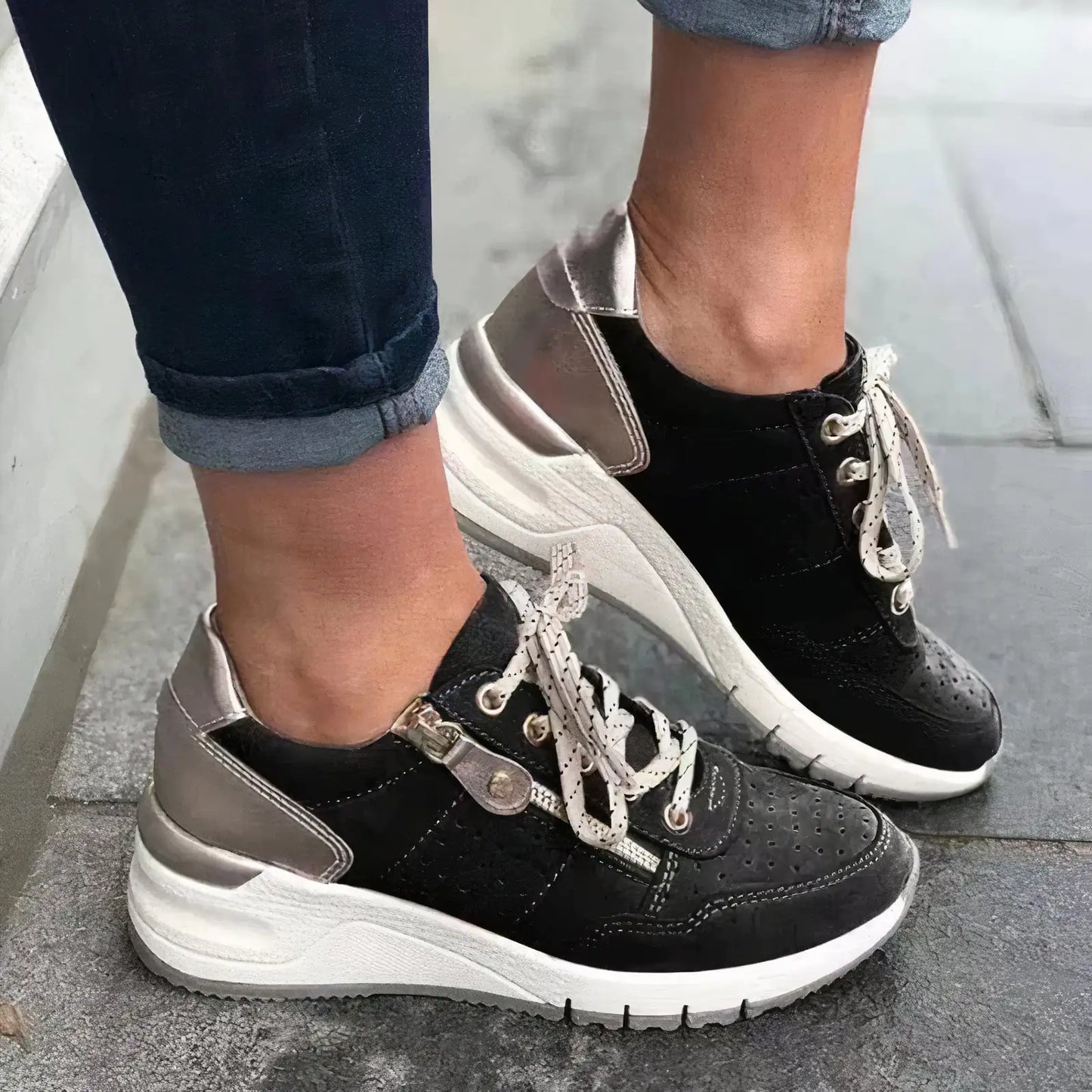 Women's Casual Sneakers