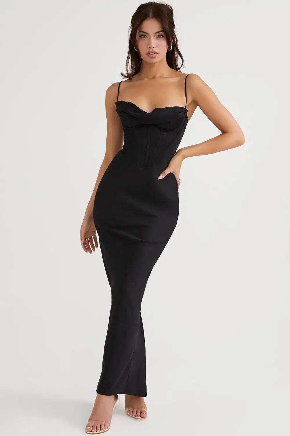 Vestido elegante satinado para mujer