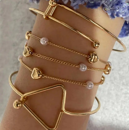 Luxury Bracelets for Women 