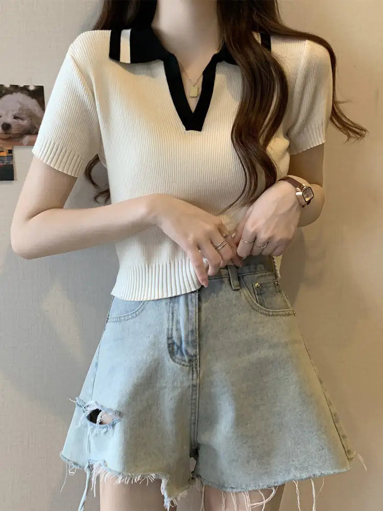 VG Retro Shoulder Top