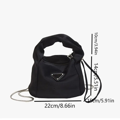 Bolso de mano negro de estilo coreano con asa plisada