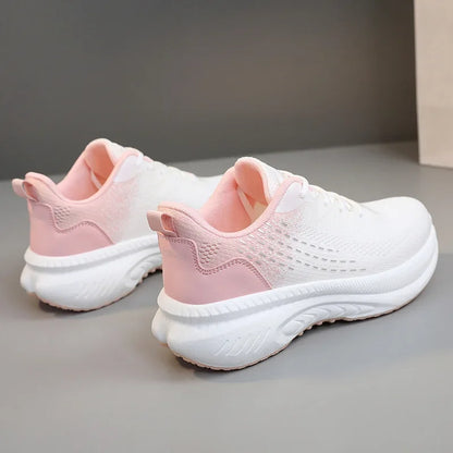 Women's sports shoes