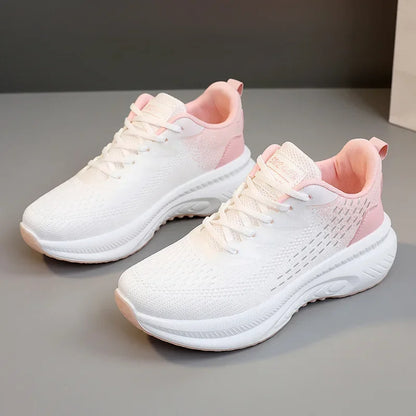 Women's sports shoes