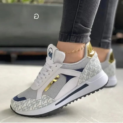 Casual women's shoes 