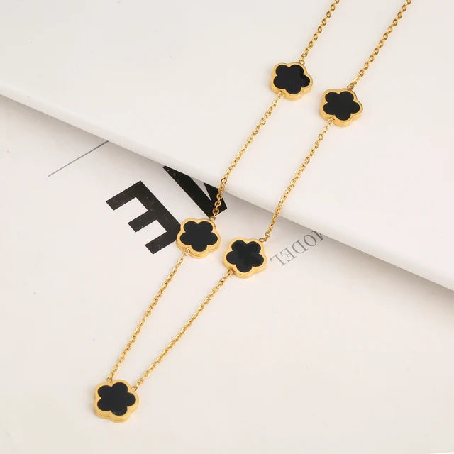 Juego de joyas de trébol chapado en oro de 18 quilates, collar de acero inoxidable con diseño de flores, trébol de cuatro hojas para mujer, elegante collar de trébol de cuatro hojas, estilo