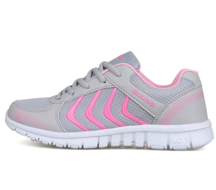 Comfortable sports shoes for women